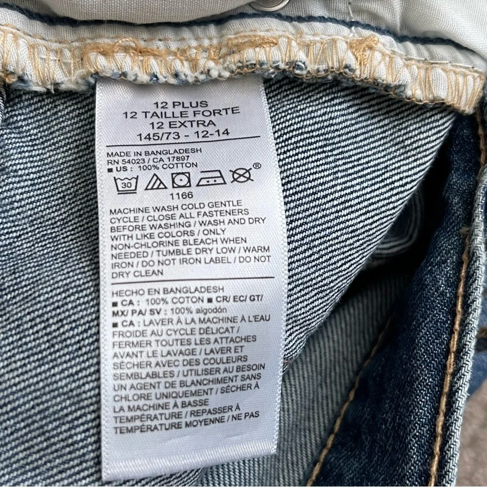 Old Navy  Baggy Barrel Leg Jeans Girls Size 12 Plus Medium Wash Raw Hem